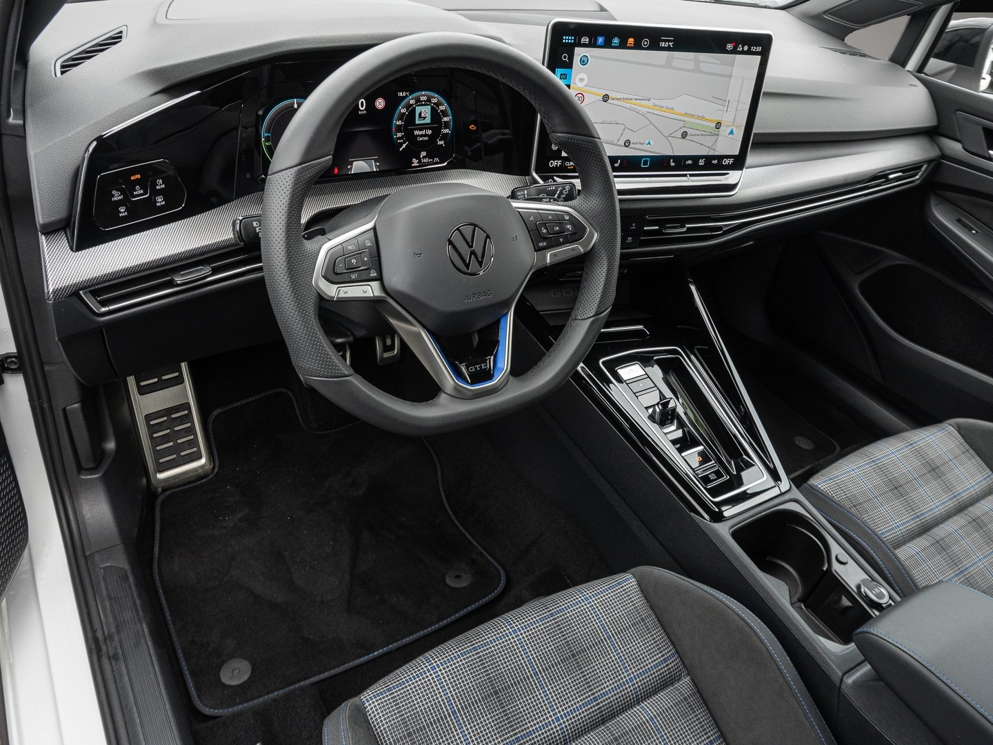 Fotografie 7 des Volkswagen Golf GTE 1.5 eTSI eHybrid DSG 360 Matrix Head Up