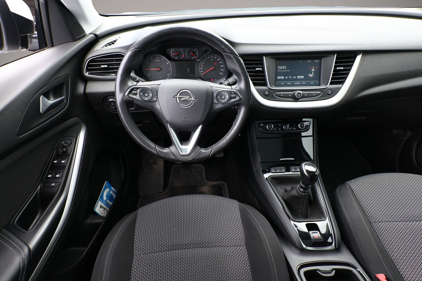 Bild 6 Opel Grandland (X) Grandland X 1.2 Turbo 130 Edition Pano PDC Kam