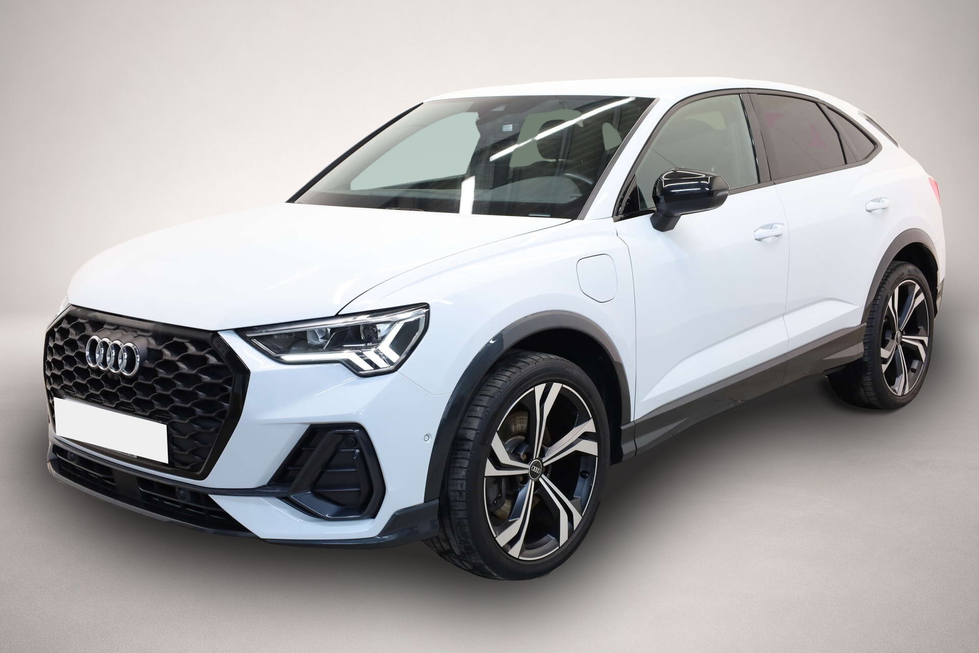 Fotografie Audi Q3 Sportback 45 TFSI e S line