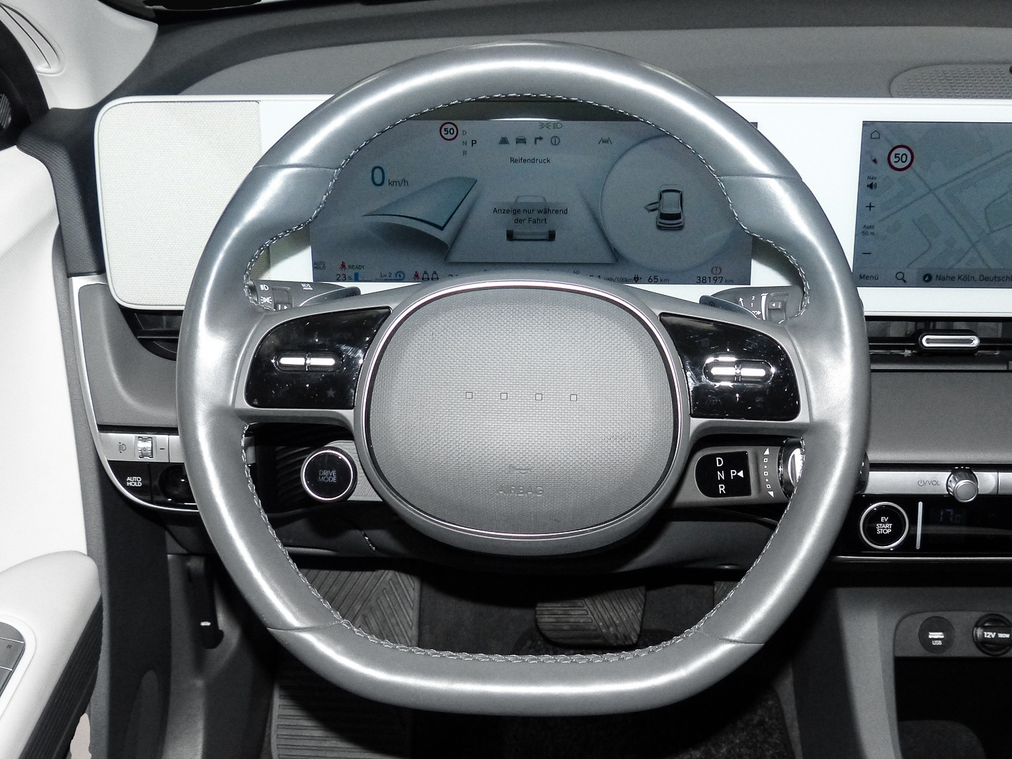 Bild 6 Hyundai IONIQ 5 Dynamiq Elektro Navi Digitales Cockpit L