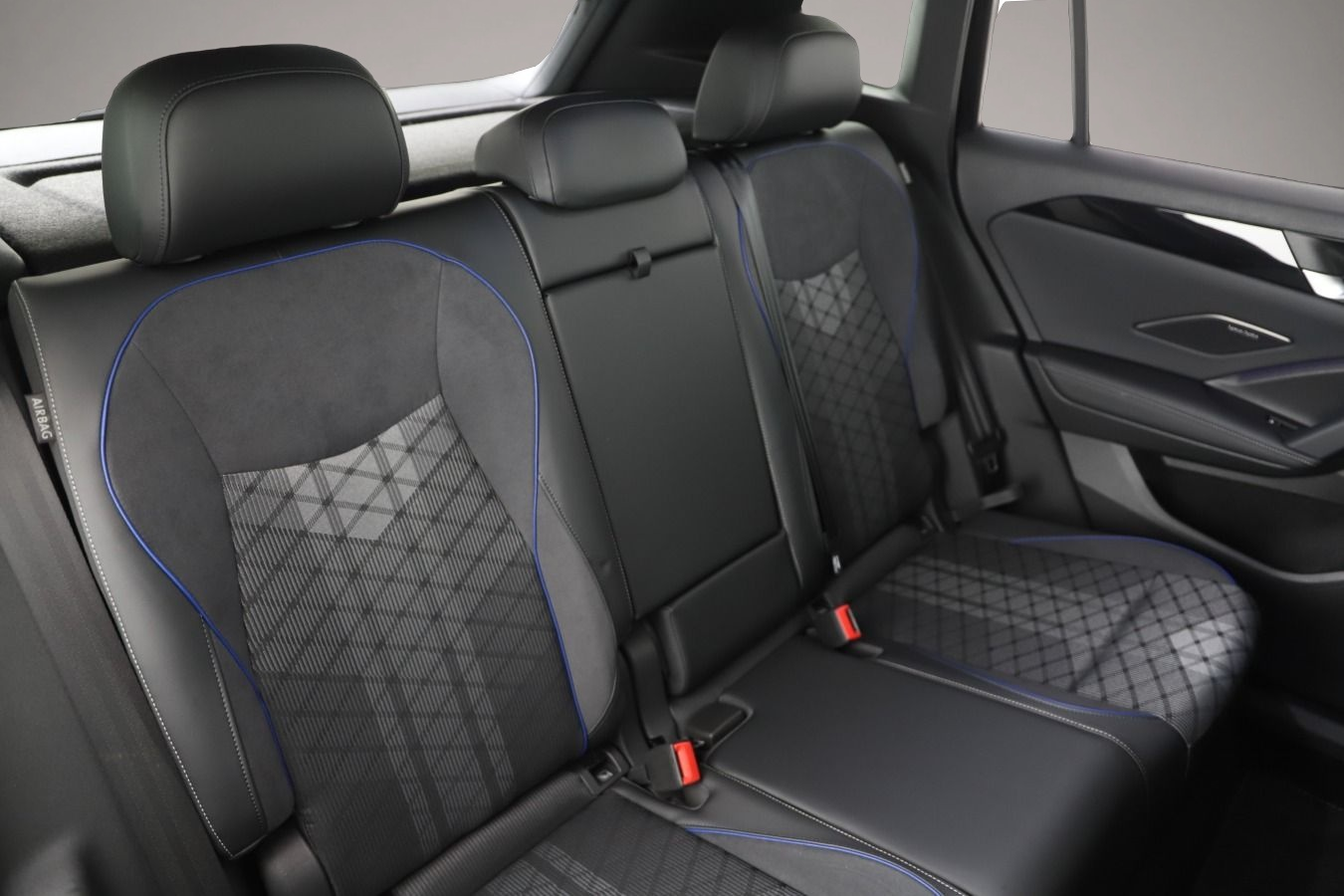 Bild 5 Volkswagen Tiguan 1.5 TSI eHybrid DSG R-Line LED+/ACC/360°/