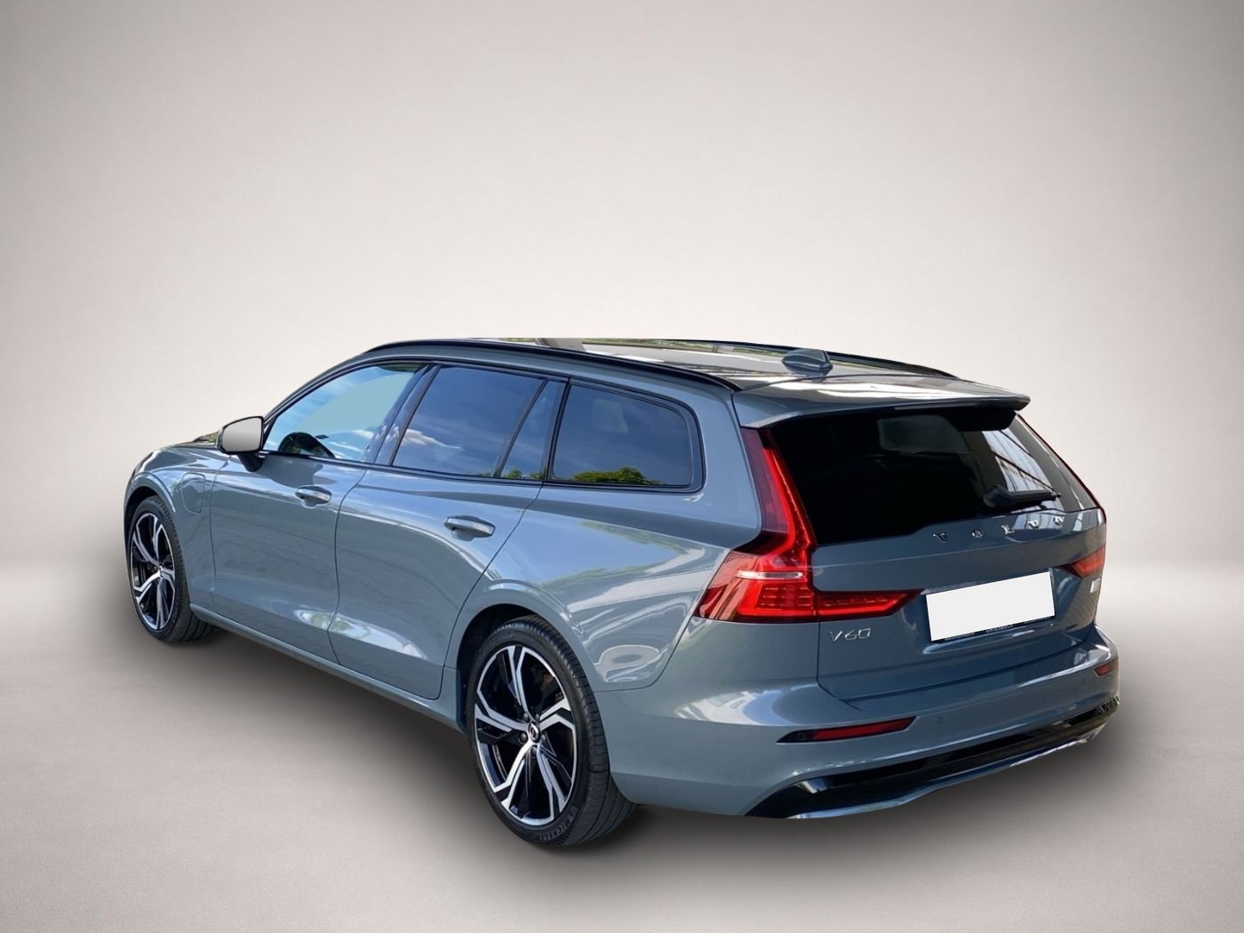 Bild 3 Volvo V60 Kombi T8 Plus Dark Recharge WiPa*Navi*DAB*LE