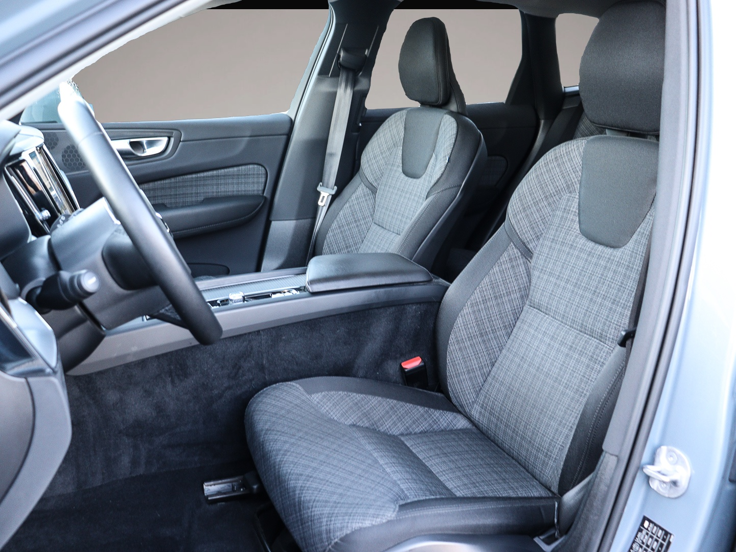 Bild 6 Volvo XC60 Core 2WD StandHZG Digitales Cockpit Soundsy
