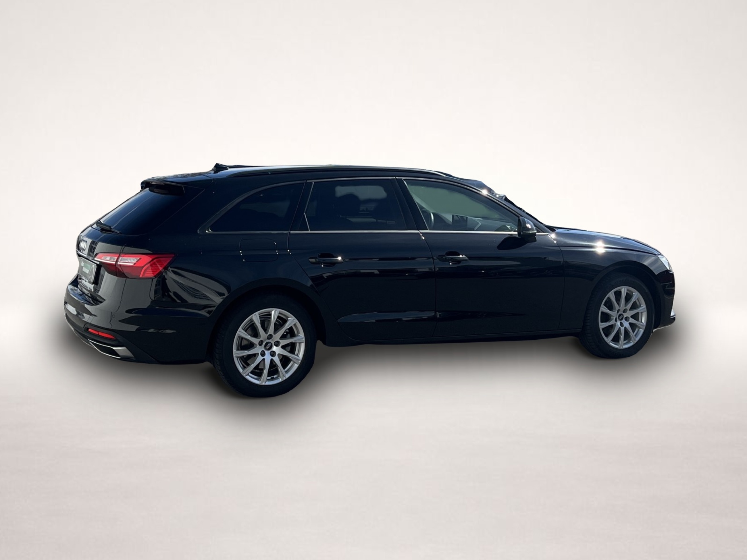 Bild 6 Audi A4 Avant 35 2.0 TFSI S tronic Navi LED PDC SHZ F