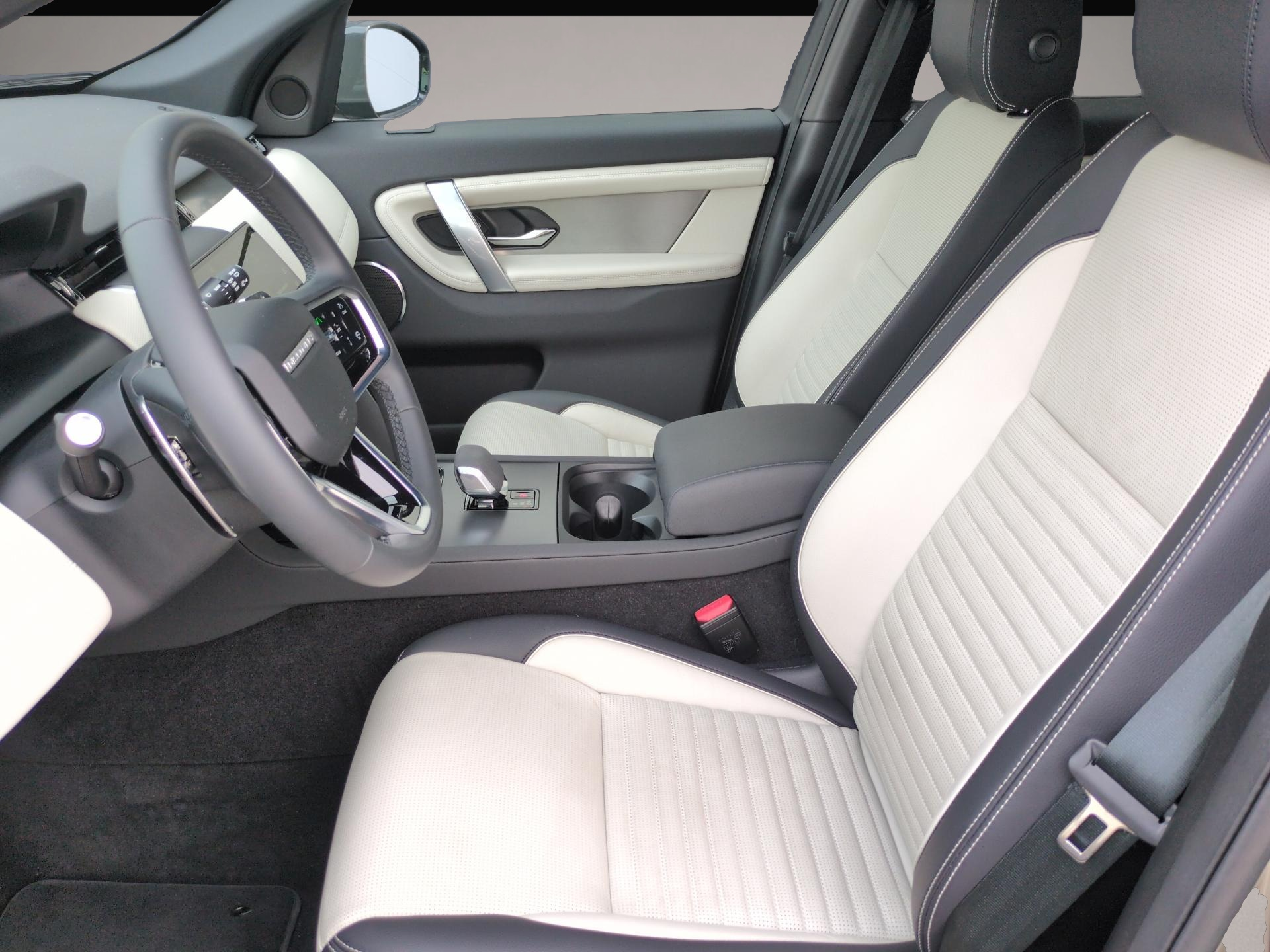 Bild 4 Land Rover Discovery Sport P250 Dynamic SE Pano/AHK Winter-