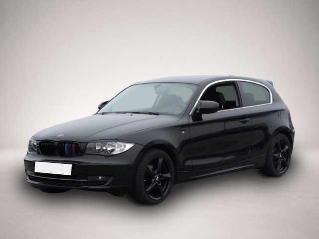 Fotografie BMW 116 i 2.0*PDC 2Z-Klimaaut Sport-Lkr/Auspuff 17*