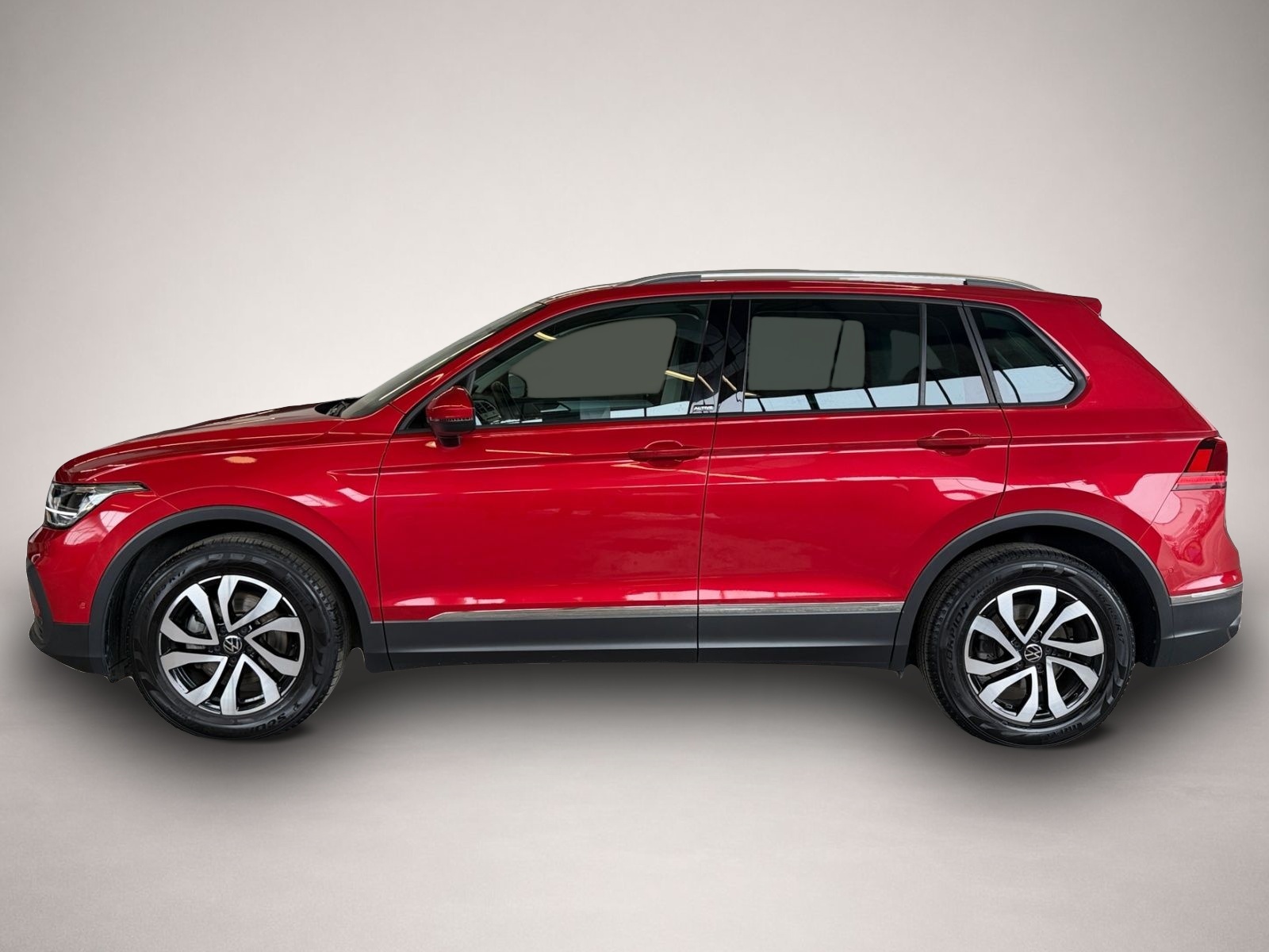Bild 2 Volkswagen Tiguan 1.5 TSI DSG Active *AHK*LED*Navi*