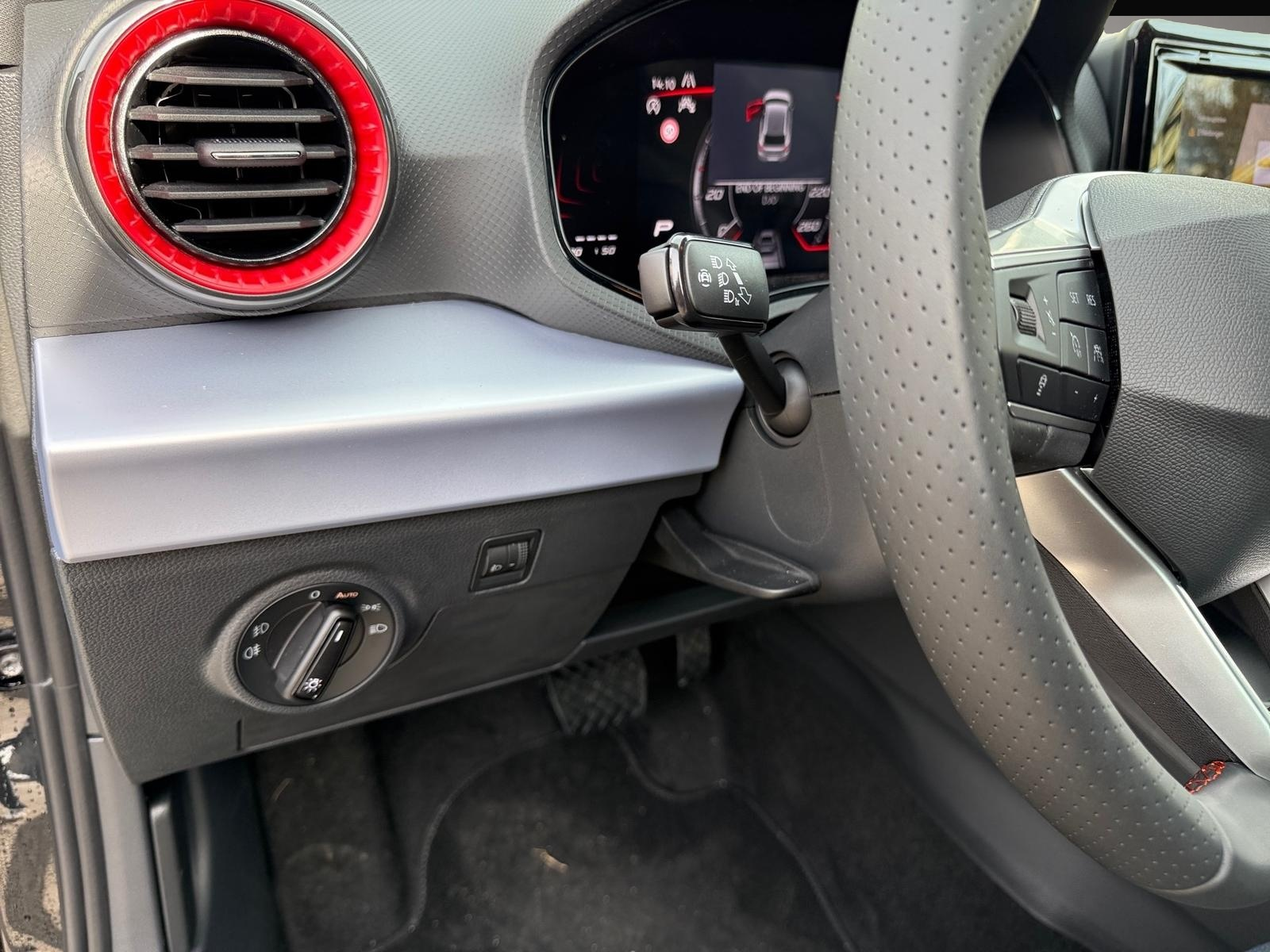 Bild 2 Seat Ibiza 1.0 TSI DSG FR ACC LED SHZ Kamera