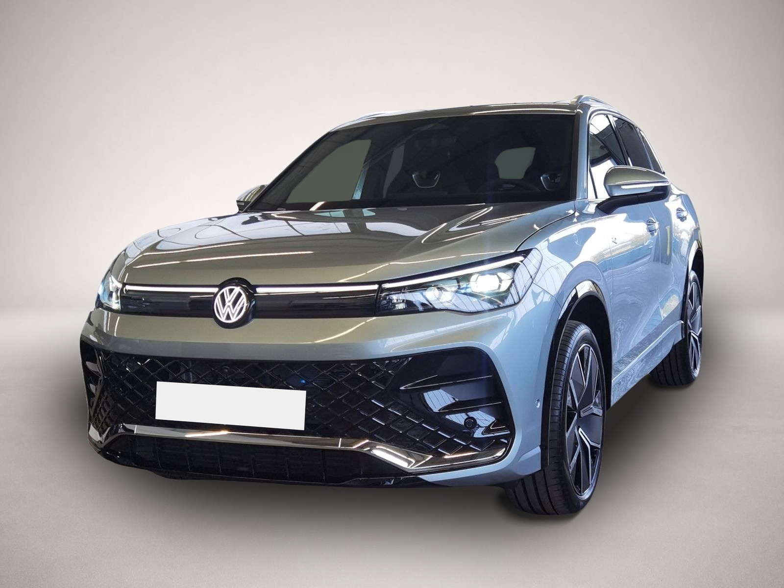 Bild 1 Volkswagen Tiguan R-Line 2,0 l TDI SCR 4MOTION 142 kW (193