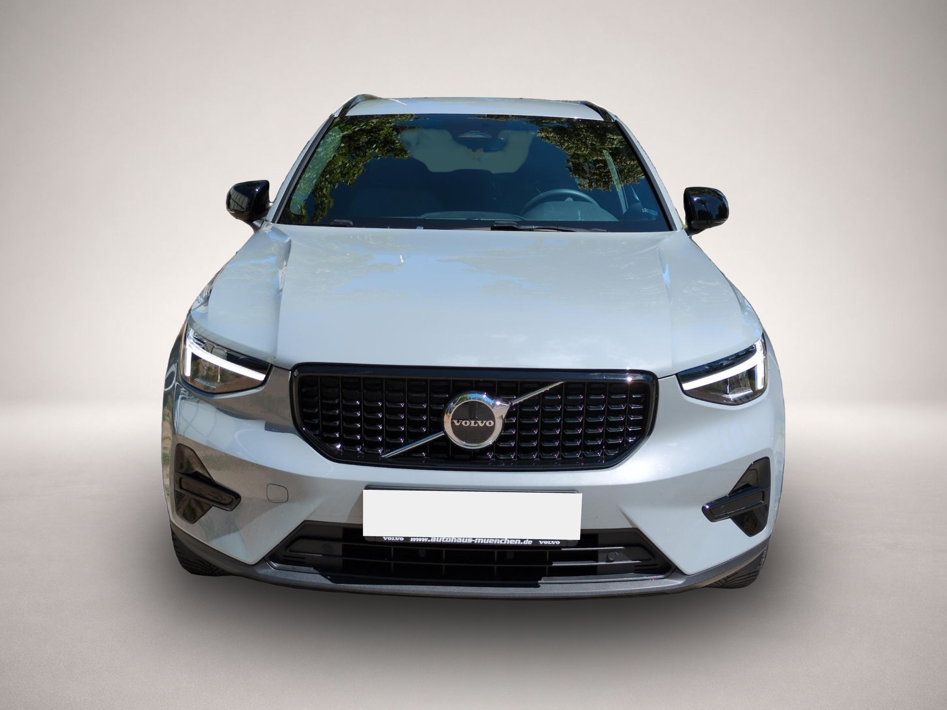 Bild 5 Volvo XC40 XC 40 Plus Dark 2WD