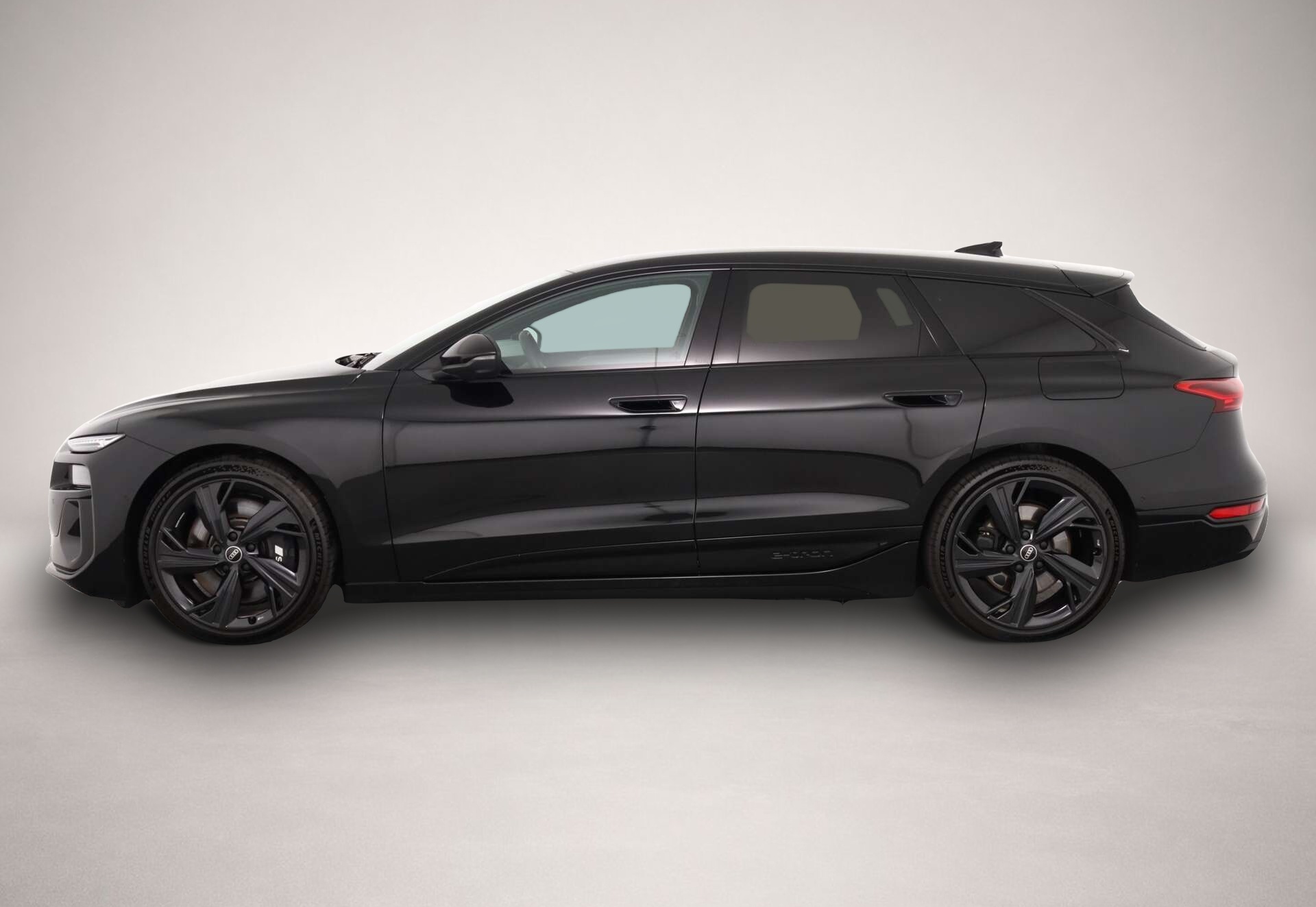 Bild 4 Audi e-tron S6 Avant e-tron