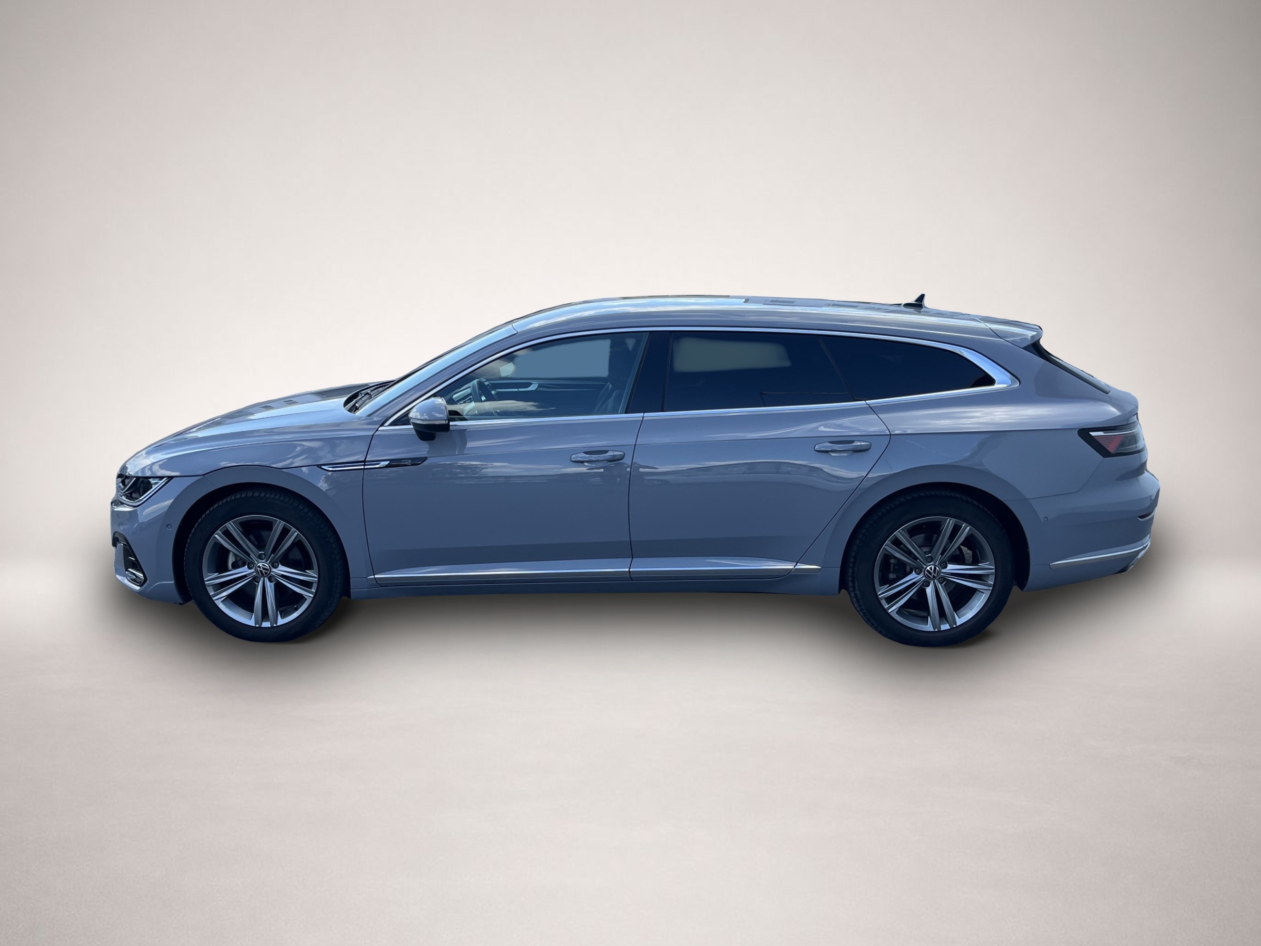 Fotografie Volkswagen Arteon 1.4 TSI e-Hybrid Shooting Brake R-Line Na