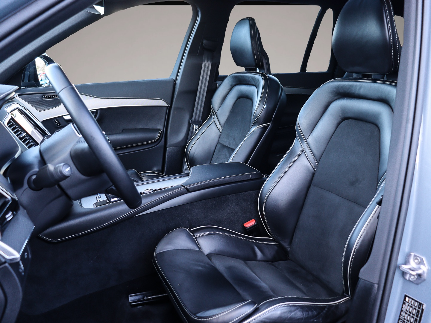 Bild 6 Volvo XC90 R Design AWD AD AHK El. Panodach Navi Digit