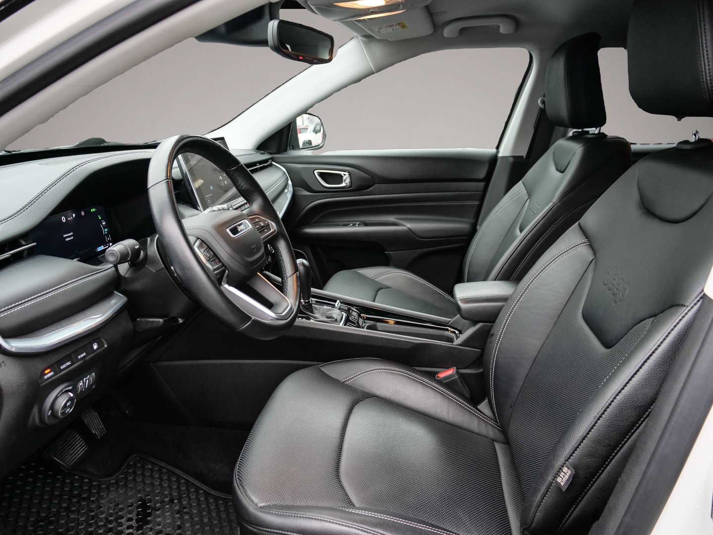 Bild 4 Jeep Compass S Plug-In Hybrid 4WD Navi Soundsystem 36