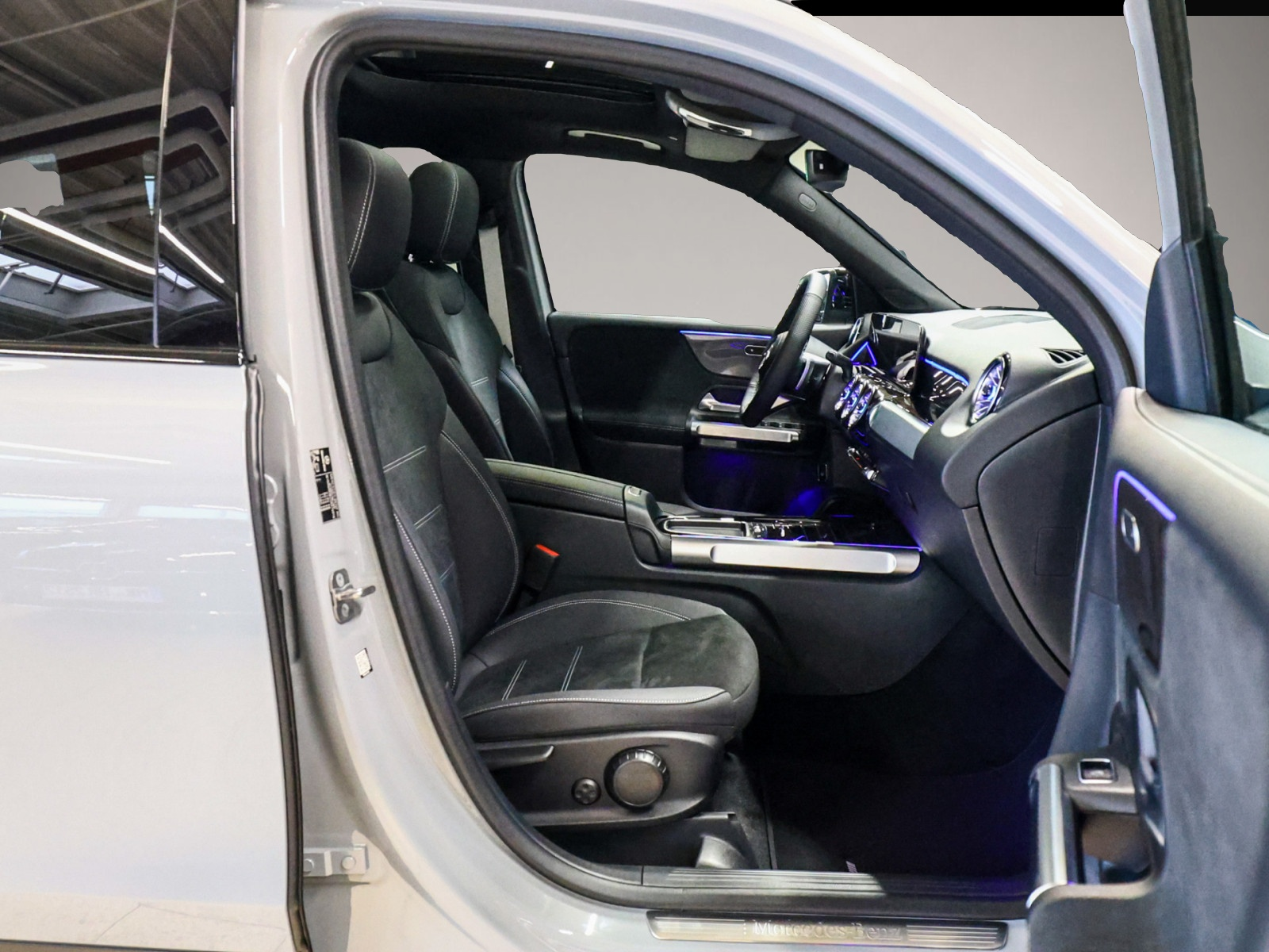 Bild 2 Mercedes-Benz GLB 200