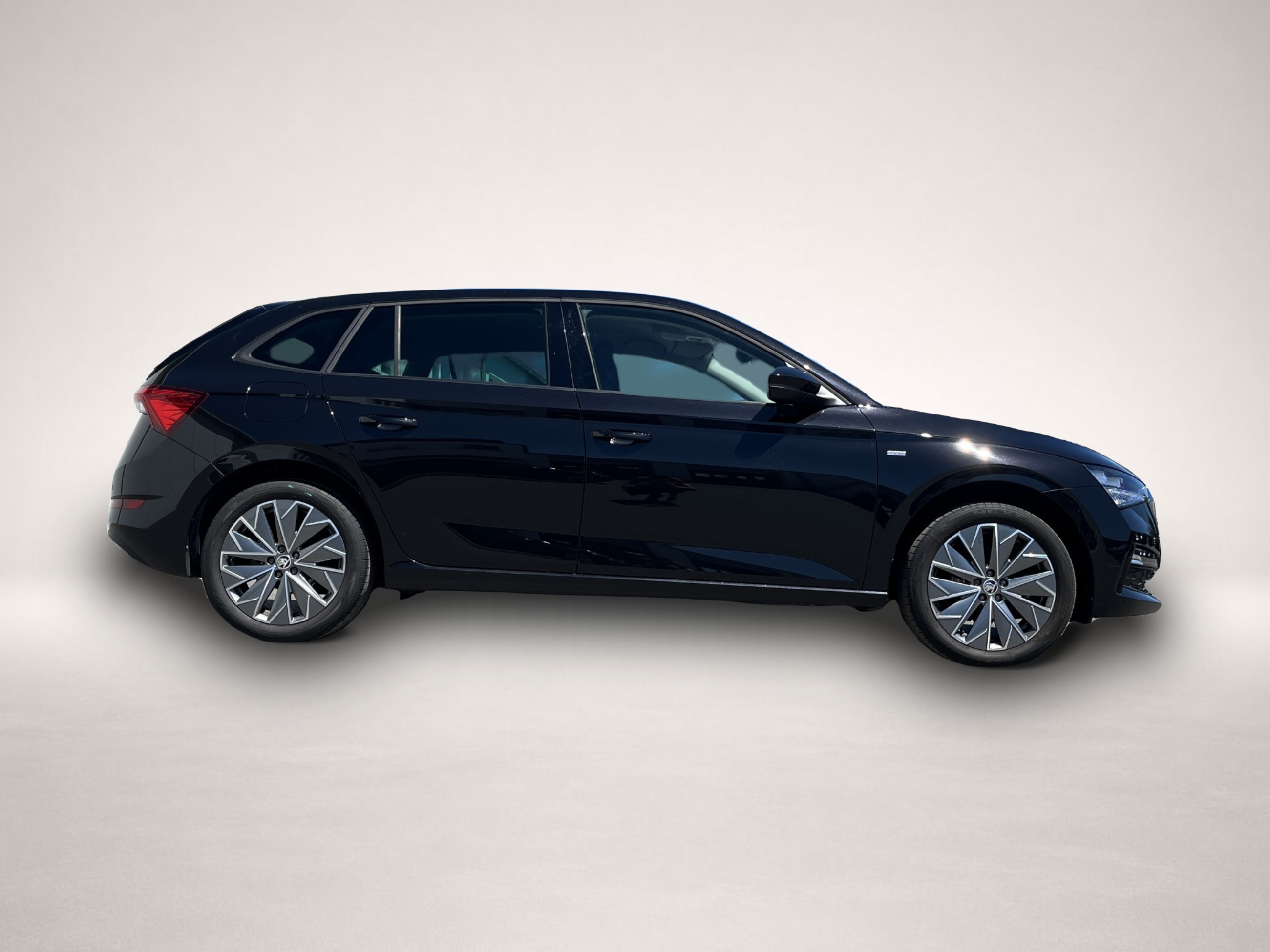 Fotografie des Skoda Scala 1.0 TSI Tour Navi LED Keyless RFK SHZ el.K