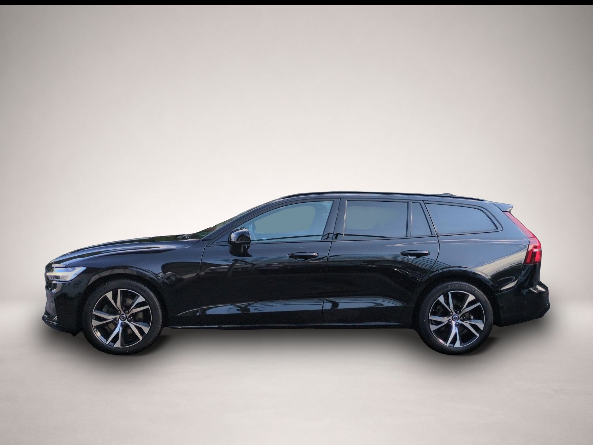 Bild 6 Volvo V60 B4 (Benzin) Plus Dark 2WD Automatik Bluetoot