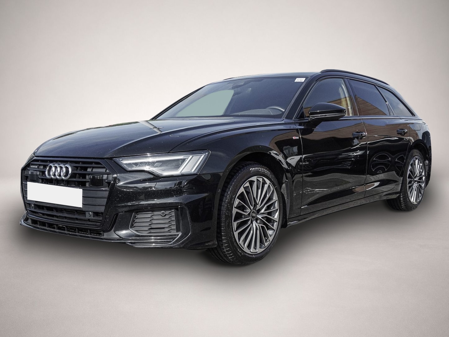 Fotografie Audi A6 Avant TFSI e Sport A6 Avant PHEV2.0 R4220 A7