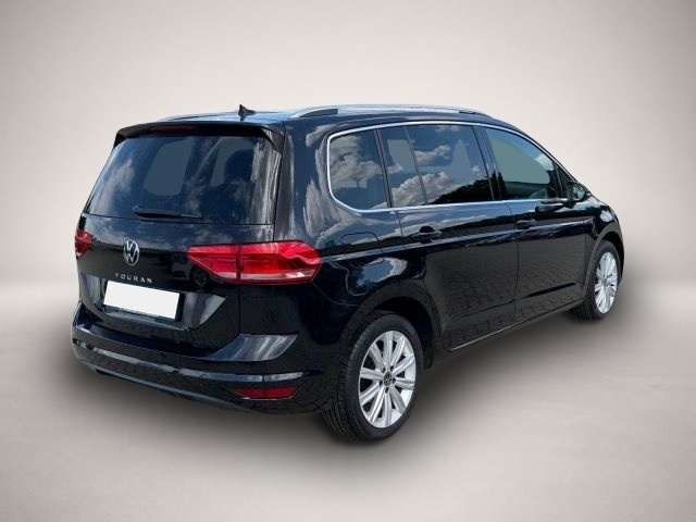 Fotografie 5 des Volkswagen Touran 1.5 TSI Highline Navi,Pano,LM17
