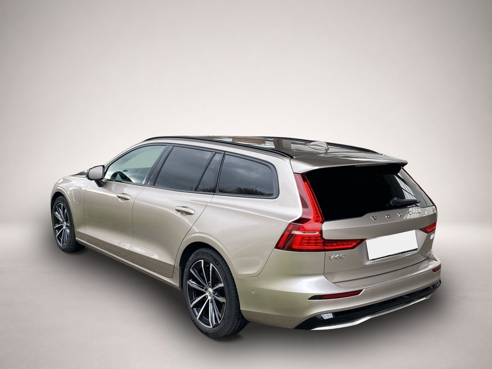 Bild 3 Volvo V60 Kombi T8 Plus Dark Recharge WiPa*LED*Navi*DA