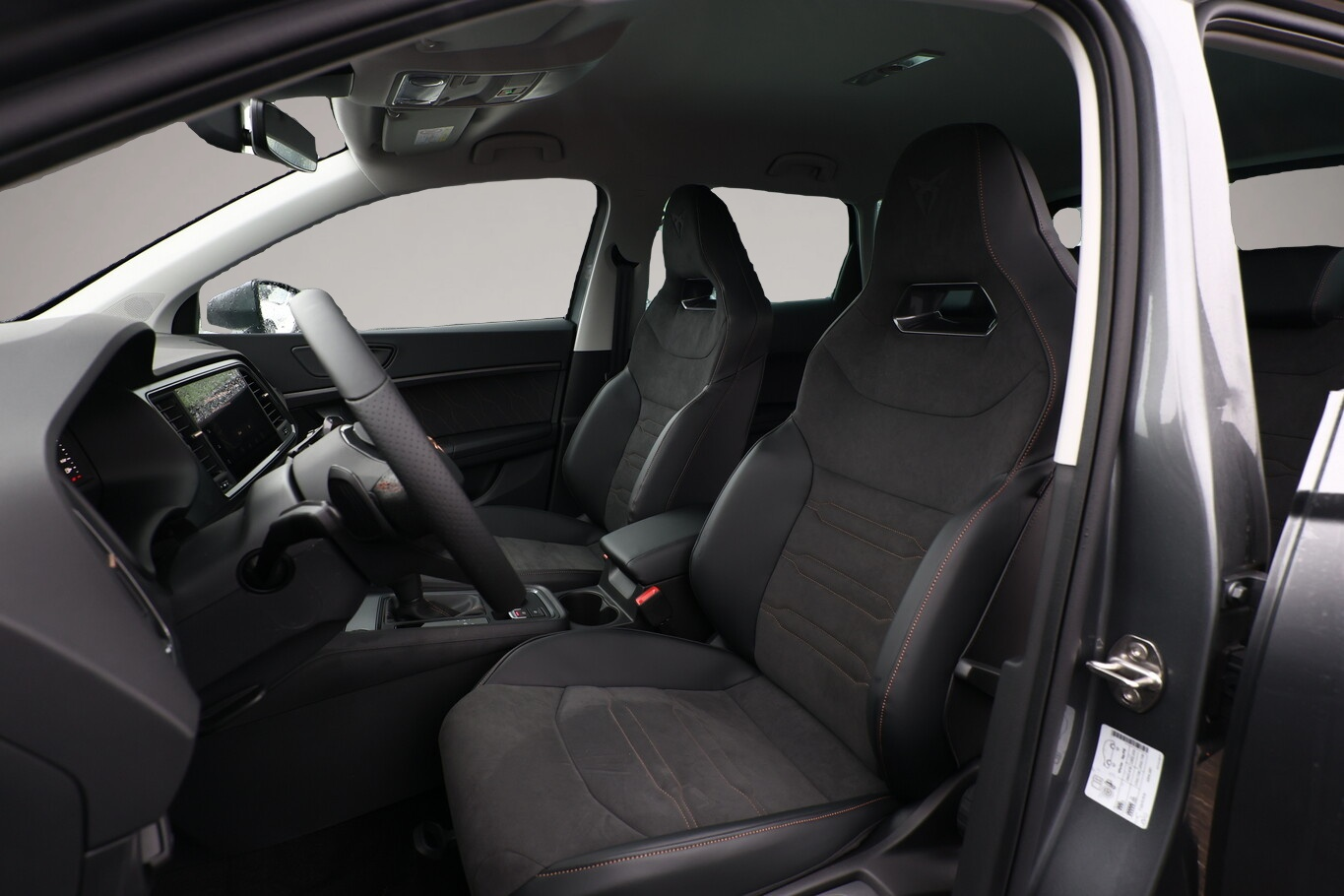 Bild 6 Cupra Ateca DSG Nav Keyl Kam ACC 5JGarantie SHZ+LHZ