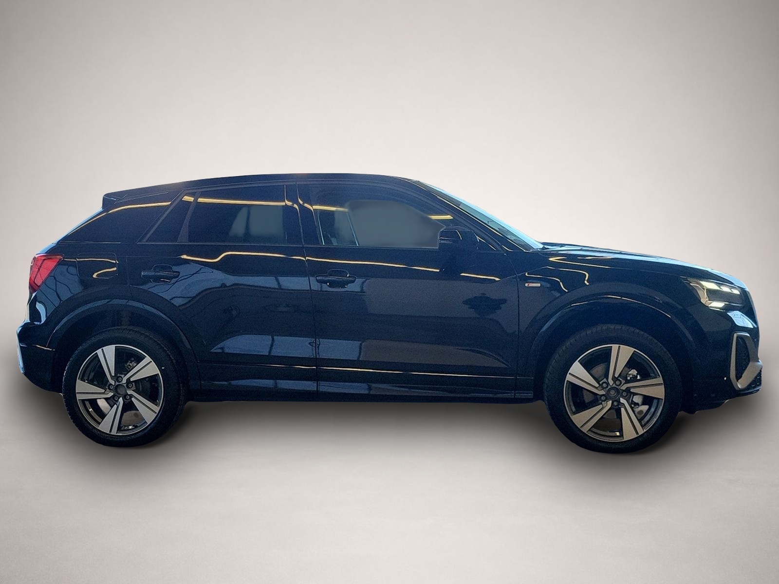 Bild 6 Audi Q2 S line 35 TFSI S tronic S LINE MATRIX PANO NA
