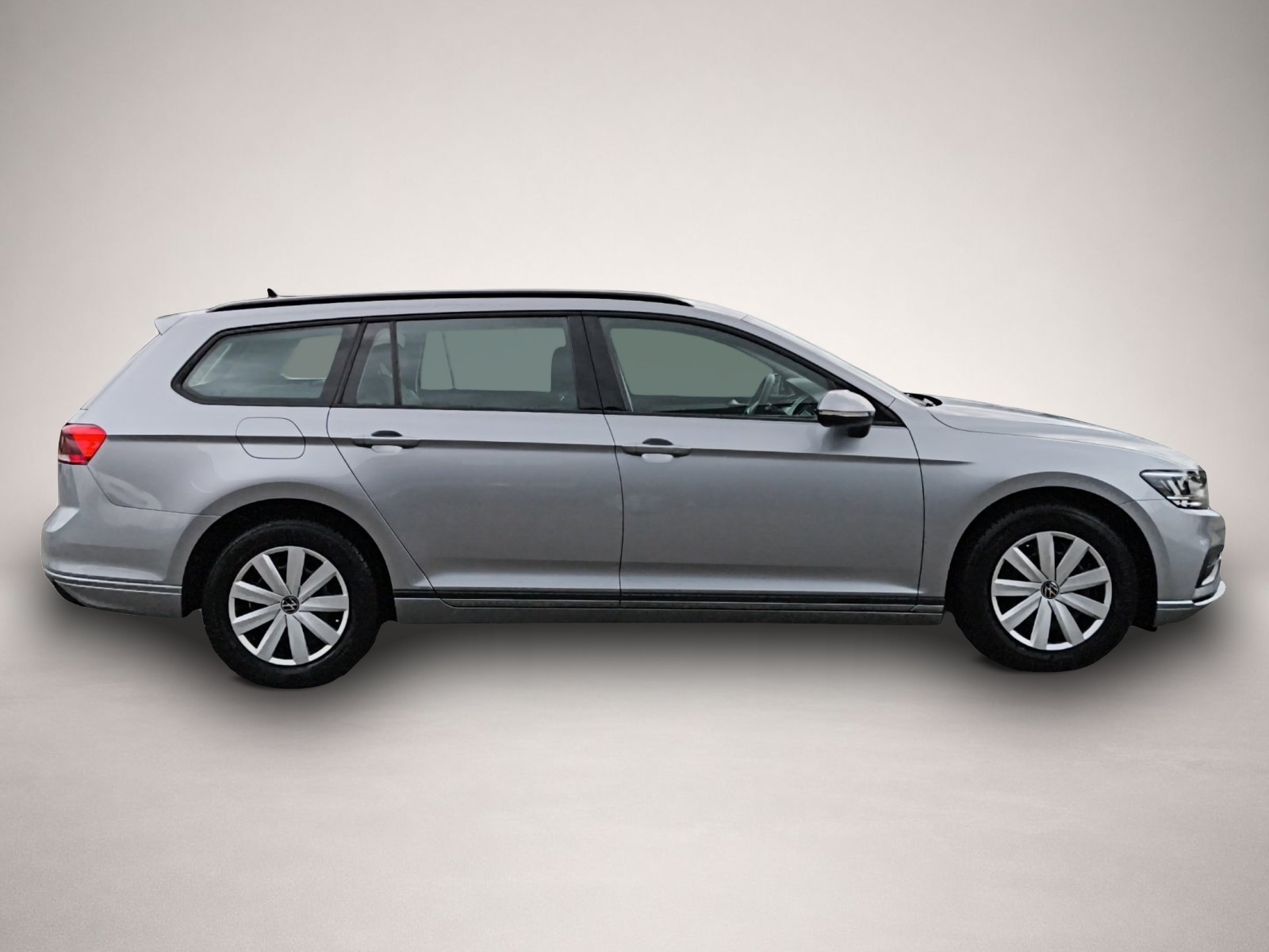Bild 8 Volkswagen Passat Variant 1.5 TSI DSG Basis NAVI RFK ACC PD