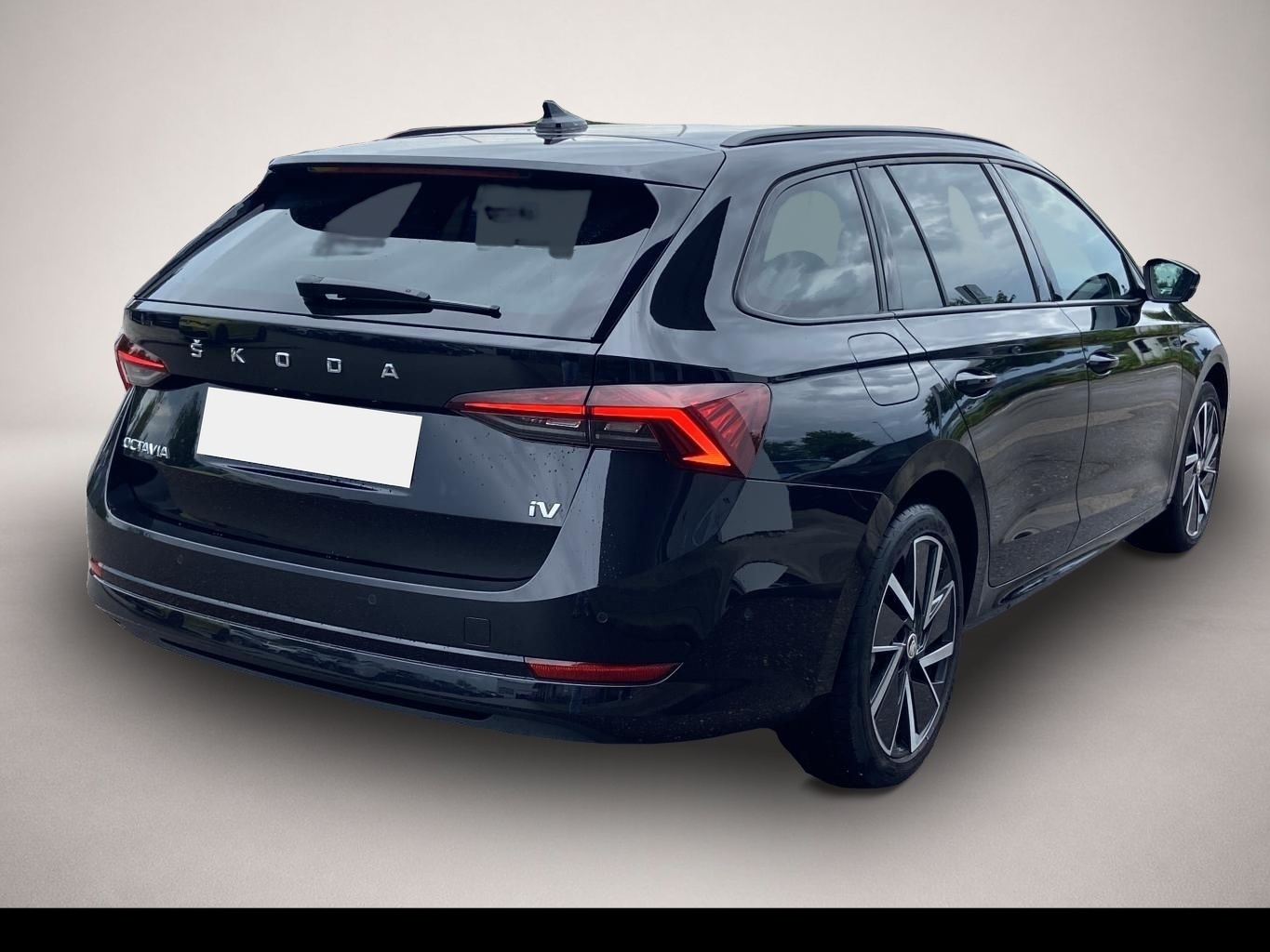 Fotografie 5 des Skoda Octavia Combi 1.4 TSI DSG eHybrid iV HEAD-UP+VIR