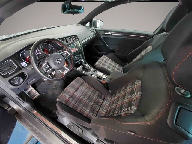 Fotografie 3 des Volkswagen Golf VII 2.0 TSI DSG GTI *Navi*Xenon*Sitzheizung