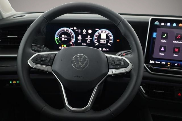 Fotografie 4 des Volkswagen Tayron 1.5 TSI eHybrid 150 kW Life Tayron 1.5 eHybrid .