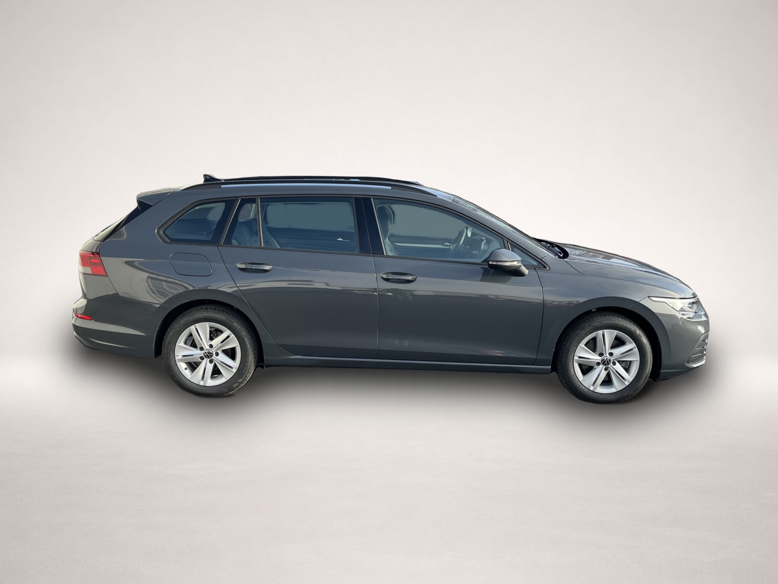 Fotografie des Volkswagen Golf Variant 2.0 TDI Life AHK RFK Navi SHZ ACC