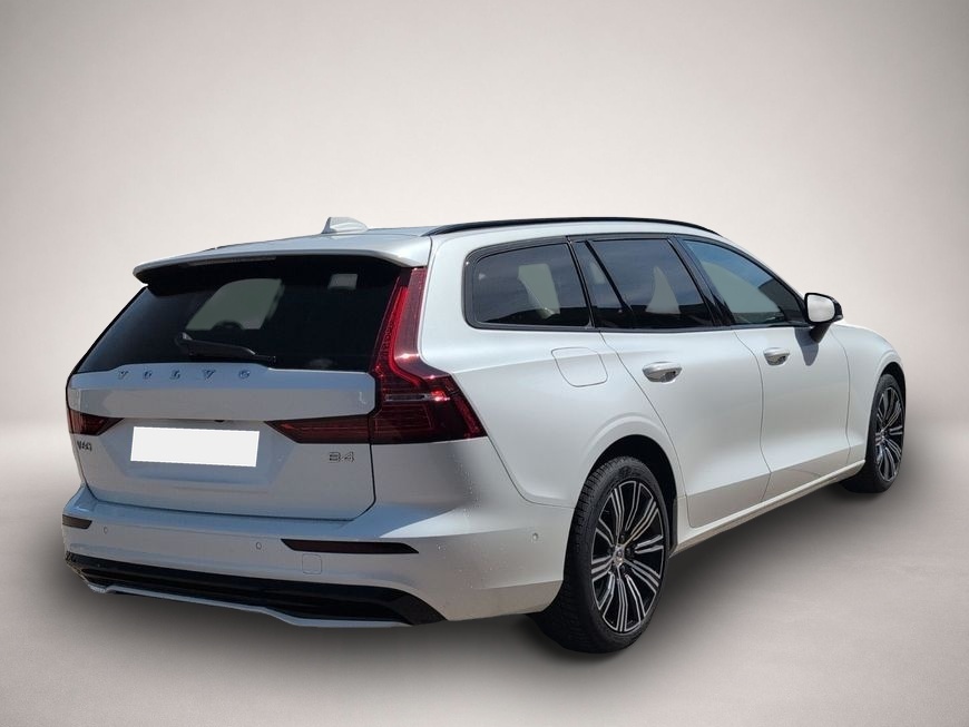 Bild 2 Volvo V60 B4 B DKG Plus Dark Pano*HuD*360°View*Mj.26
