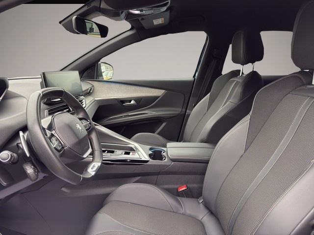Bild 7 Peugeot 3008 GT 1.2 Navi+LED+360°+PDC+Cam+Sitzhzg+ACC+