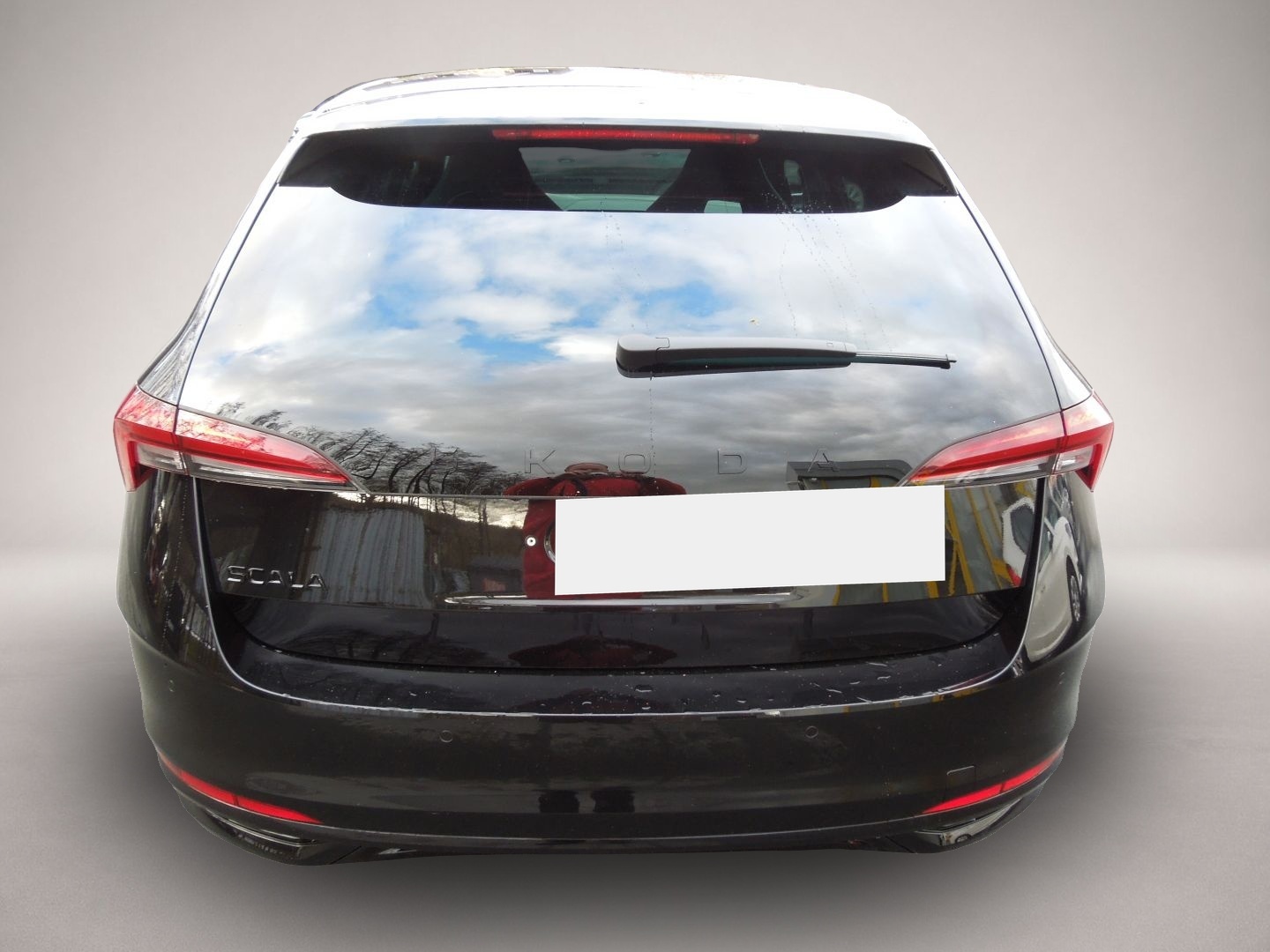 Fotografie 5 des Skoda Scala 1.5TSI Monte-Carlo/Matrix/Navi/Sitzheizung