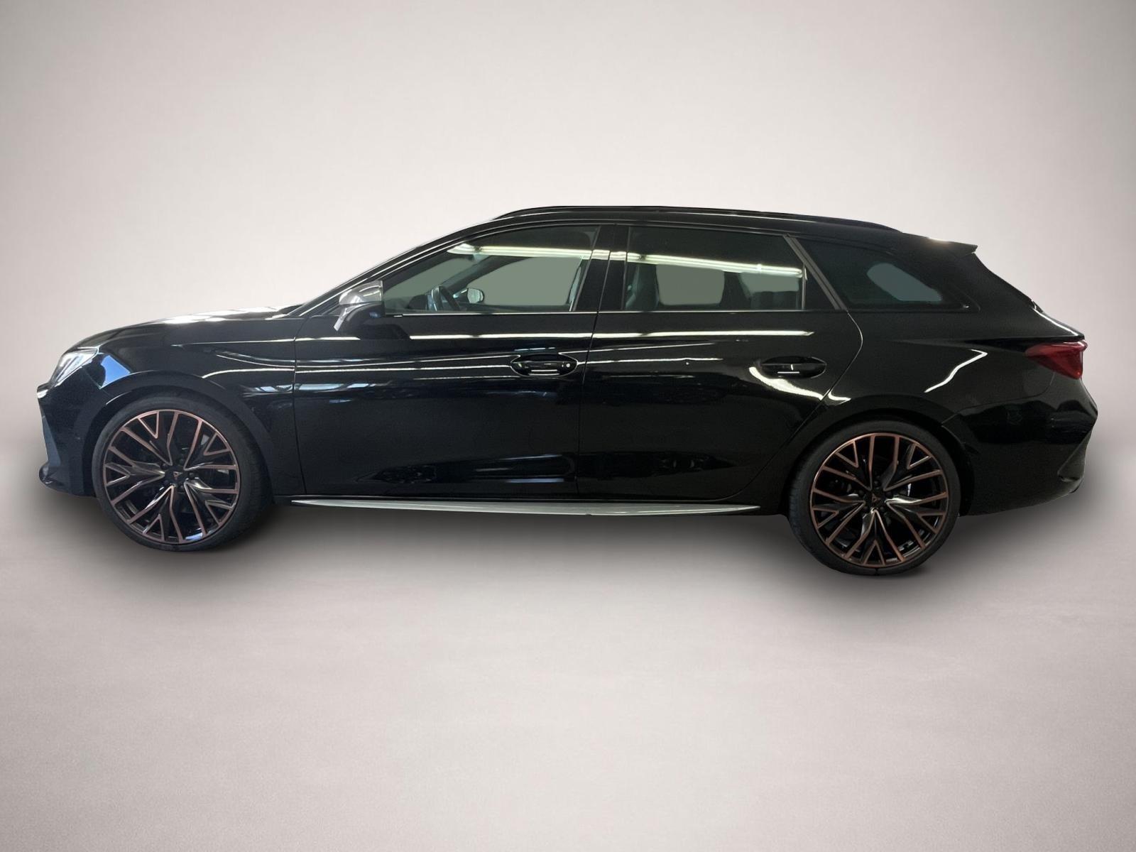 Bild 3 Cupra Leon SP 2.0 TSI DSG 4Dr VZ CUP AHK PANO BEATS LE