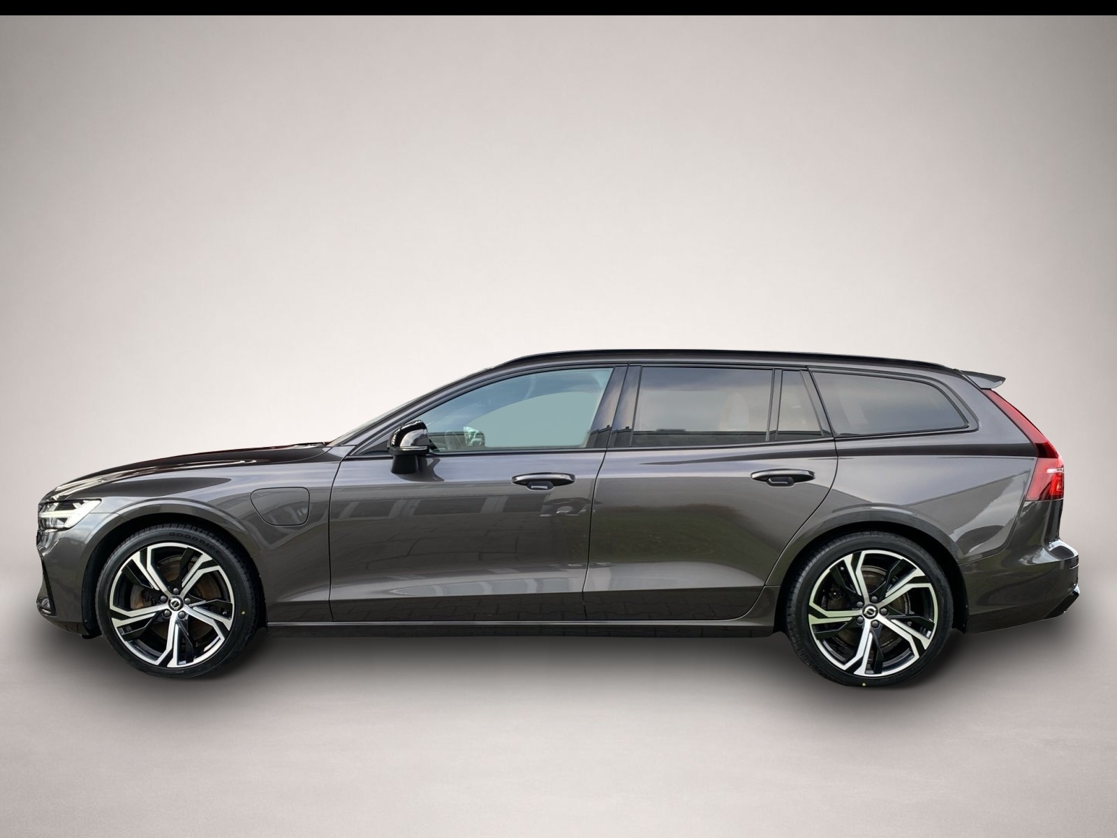 Bild 2 Volvo V60 T8 Plus Dark Recharge AWD*AHK*WiPa*4xShz