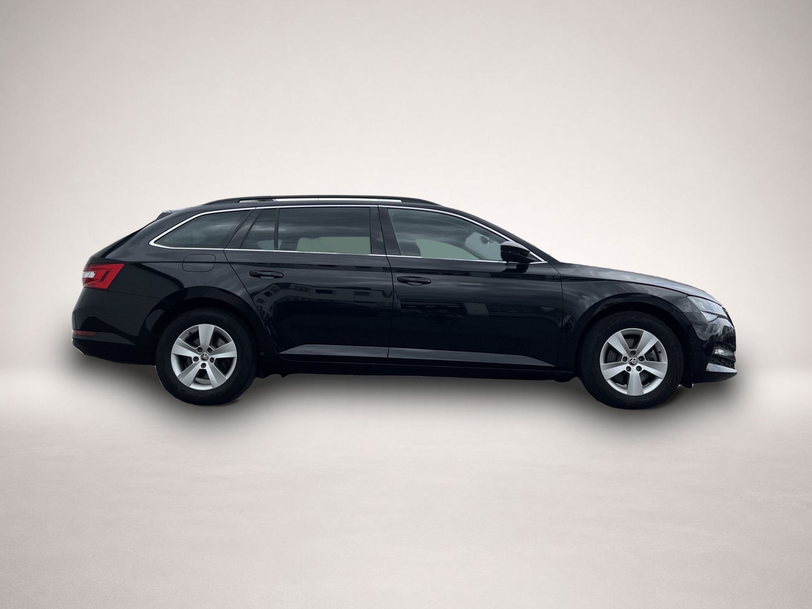 Bild 4 Skoda Superb Combi 2.0 TDI DSG Ambition 175¤ m.20% Anz