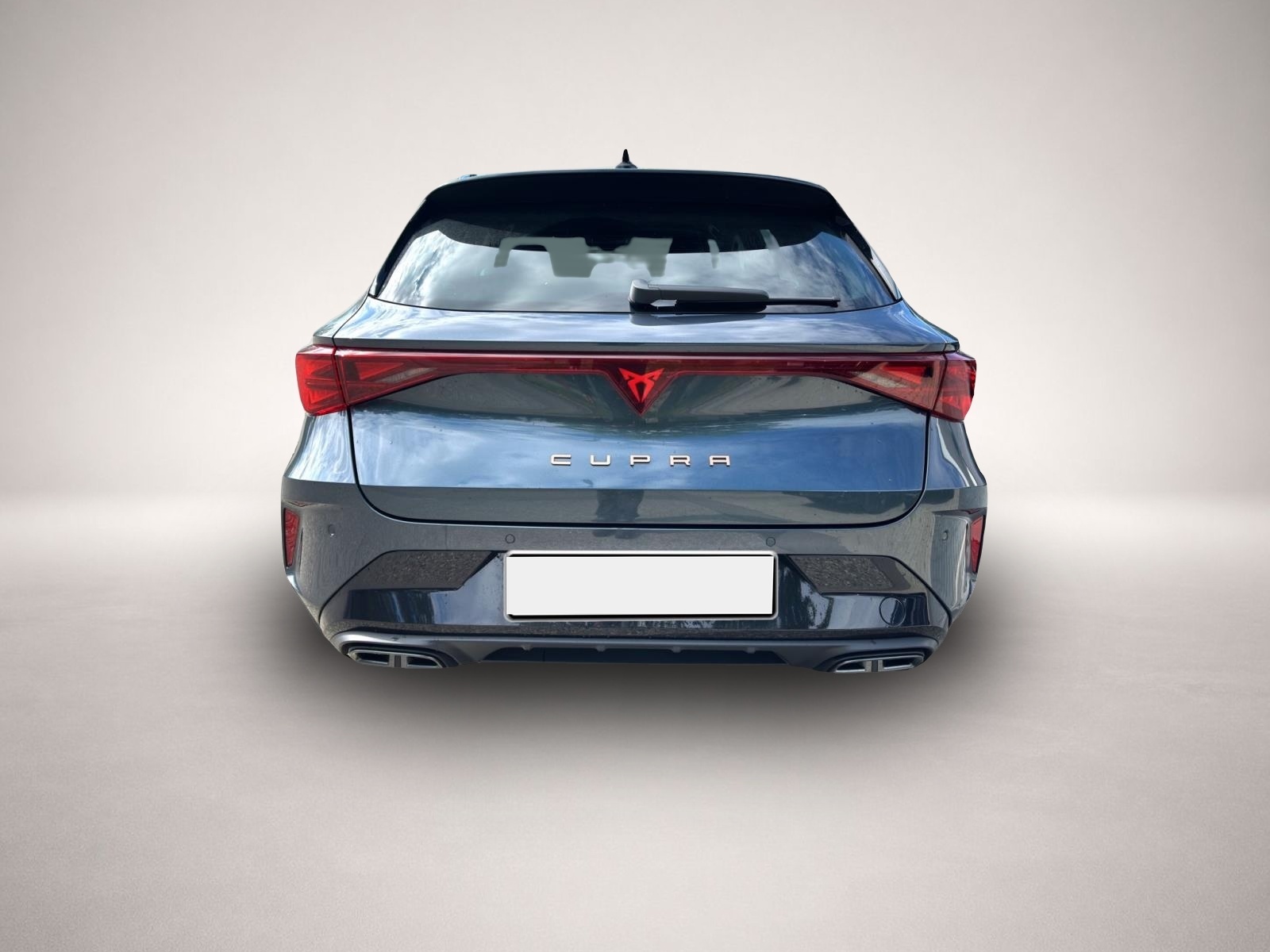 Fotografie des Cupra Leon SP 2.0 TSI DSG 4Dr AB376EUR AHK NAVI REAR S