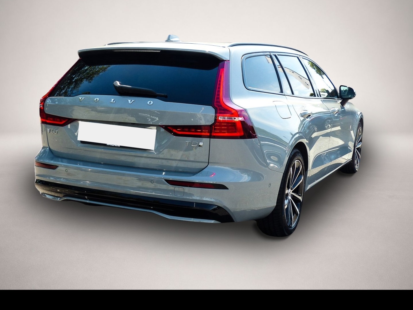 Bild 2 Volvo V60 T8 Twin Engine AWD Plus Dark Plug-In LED Kam