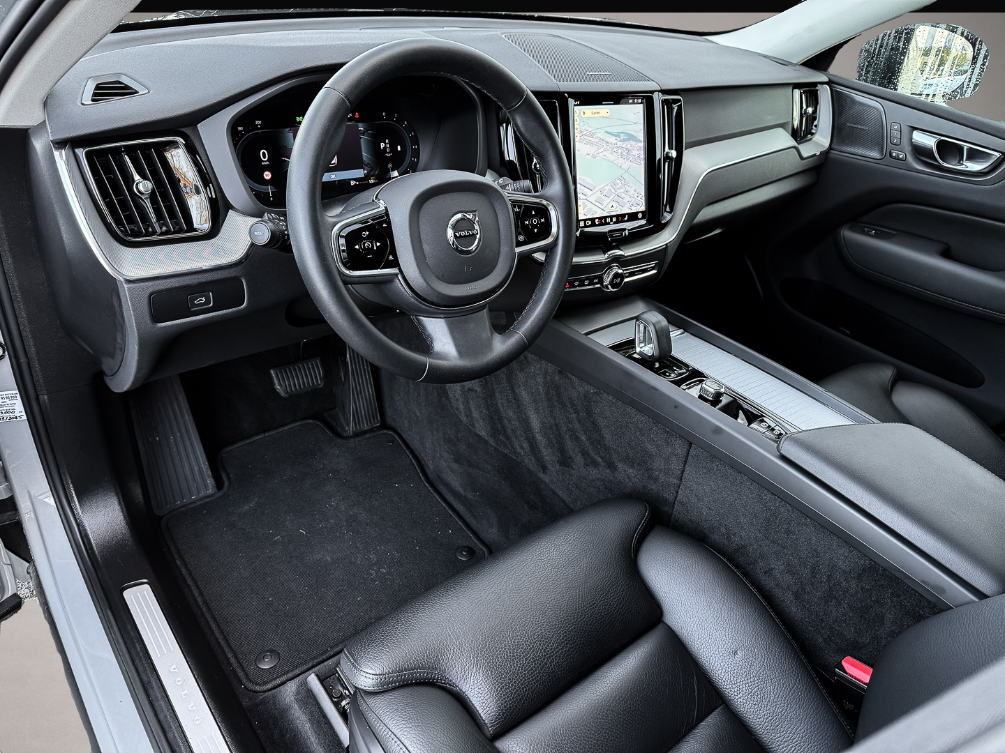 Bild 4 Volvo XC60 Plus Dark 2WD Digitales Cockpit Memory Sitz