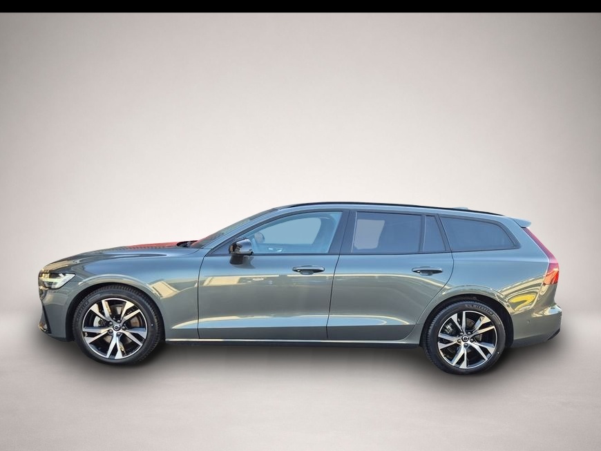 Bild 4 Volvo V60 B4 B DKG Plus Dark Pano*HuD*360°View*Mj.26