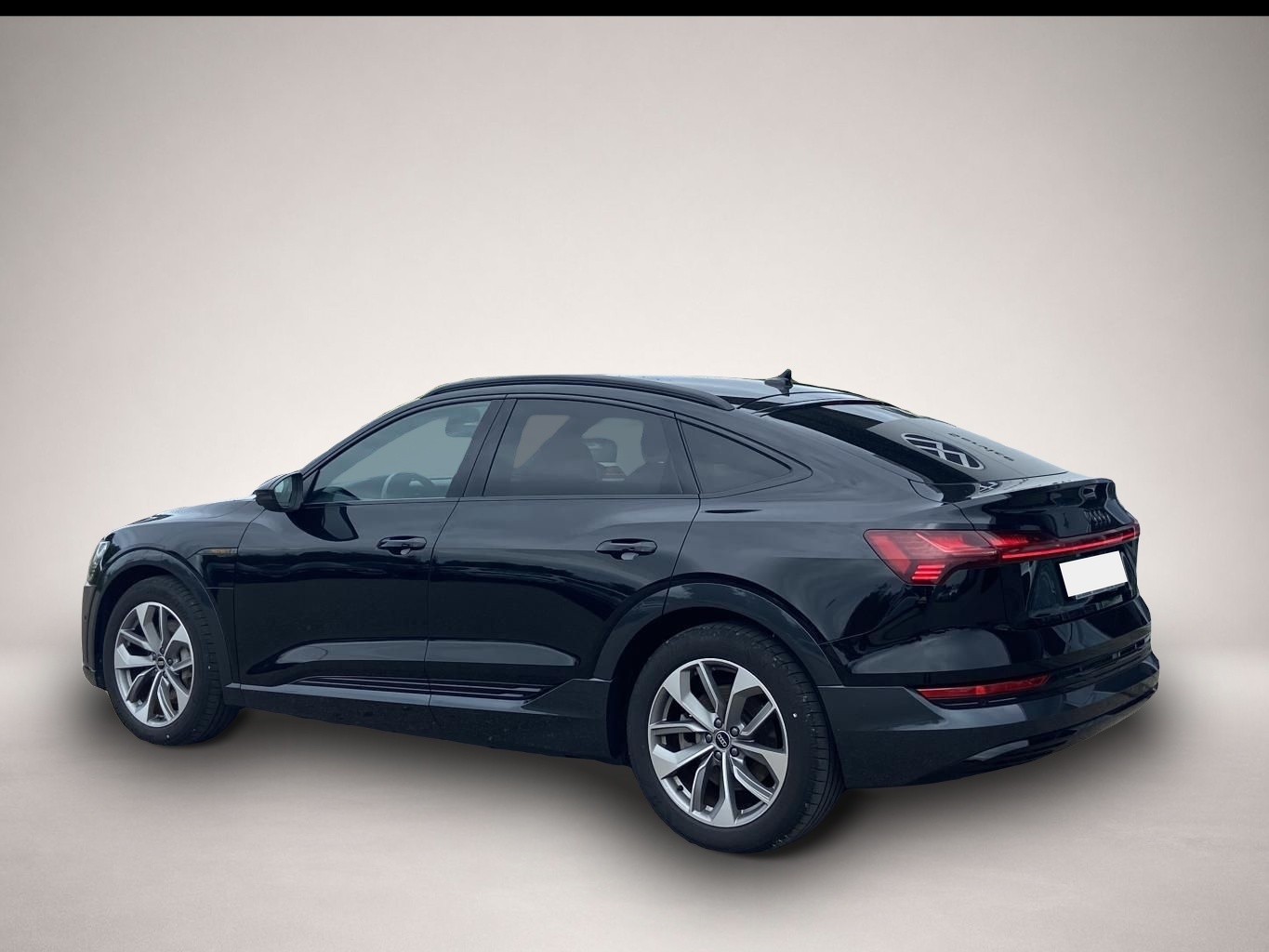 Fotografie des Audi e-tron 55 Sportback advanced quattro S-LINE OPTI