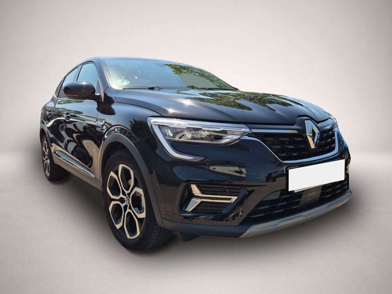 Fotografie 2 des Renault Arkana 1.3 TCe 140 MHEV EDC Techno SchiebeD Nav