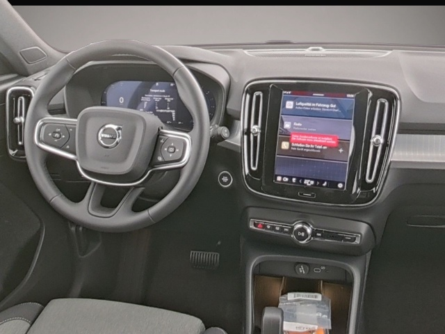 Bild 6 Volvo XC40 Plus Dark 2WD Digitales Cockpit Memory Sitz