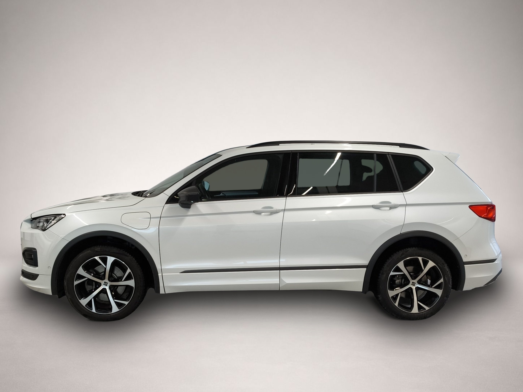 Fotografie 3 des Seat Tarraco 1.4 e-Hybrid DSG FR LED NAVI DCC 19 AHK