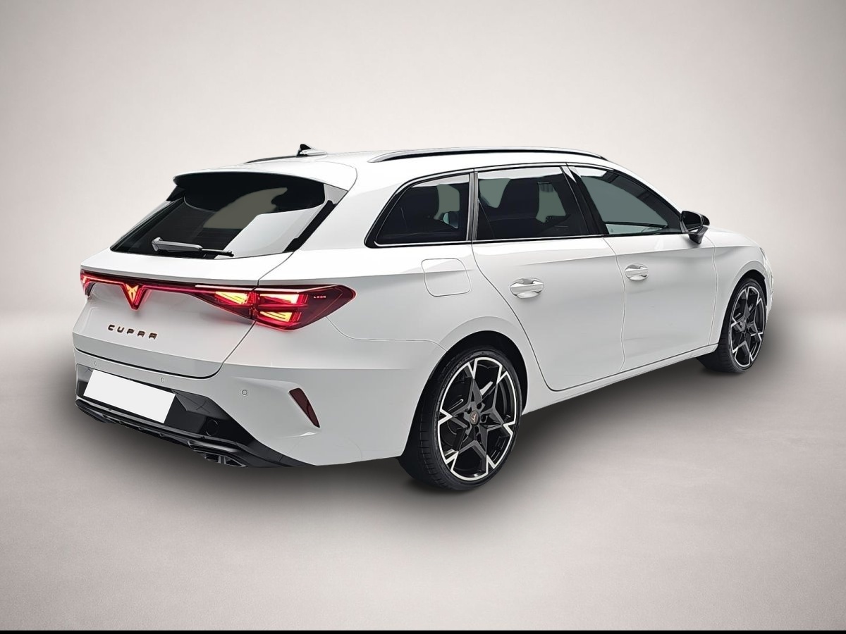 Fotografie 2 des Cupra LEON ST 1.5 ETSI DSG NAVI LED KLIMAAUTO ACC FULL