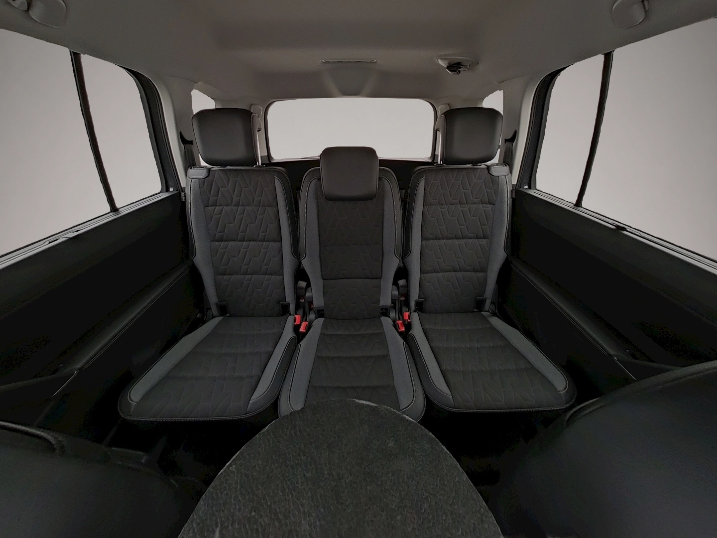 Fotografie 5 des Volkswagen Touran 1.5 TSI DSG Goal 4-J-GAR 7S AHK IQ.LIGHT