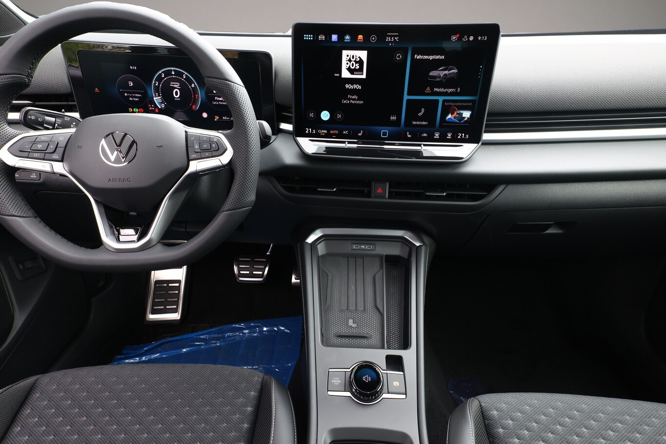 Bild 7 Volkswagen T-Roc R-Line EasyO AHK 5JGar Kam ParkAss+ PrivG