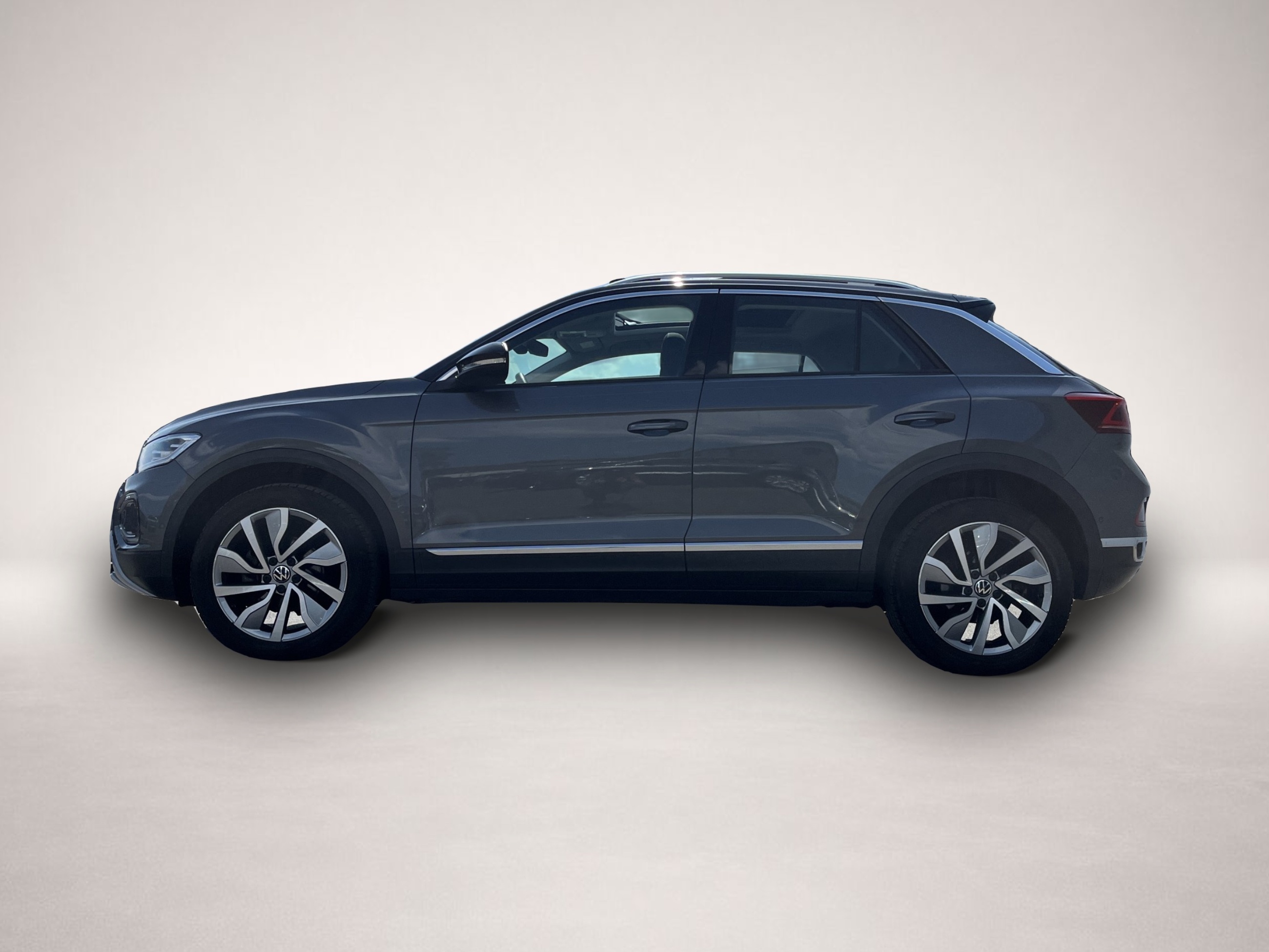 Bild 1 Volkswagen T-Roc 1.5 TSI DSG Style PANO Navi TravelAssist K