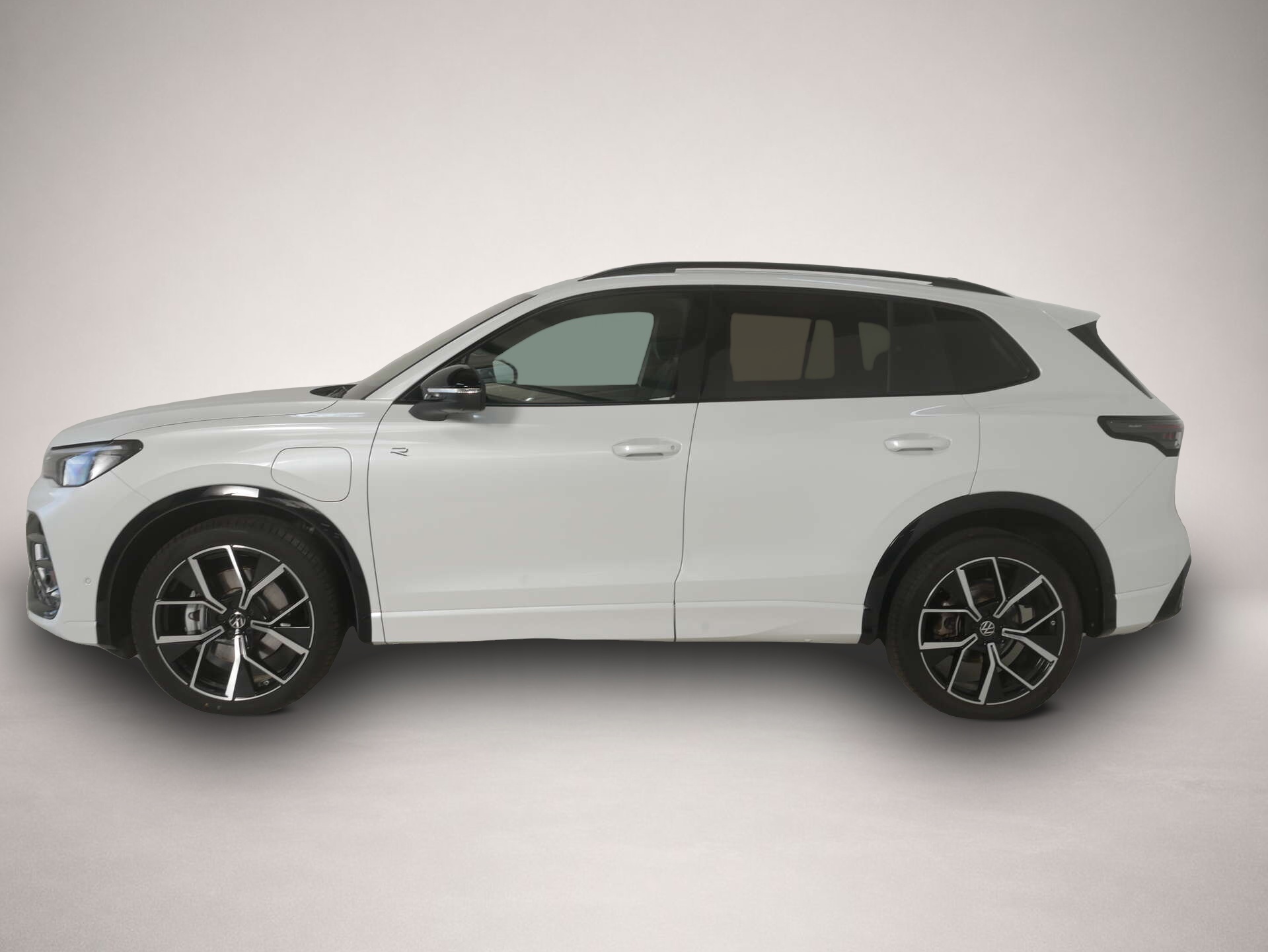 Bild 3 Volkswagen Tiguan 1.5 eHybrid R-Line Black Style